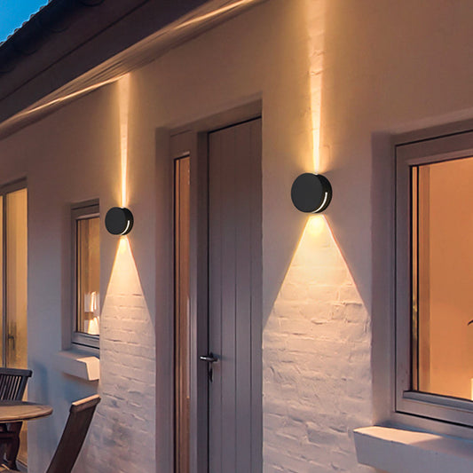 Garduru Runde Außenwandleuchte – IP65 wasserdicht Metall- und Glasdesign