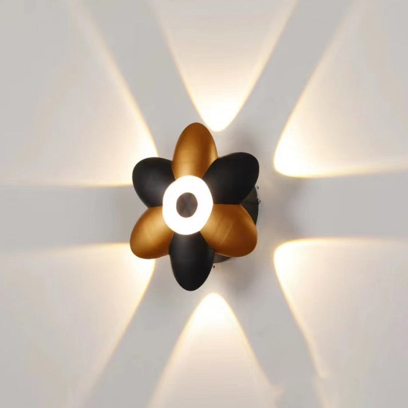 Garduru LED Blumen Wandleuchte – Wasserdichte Außenbeleuchtung