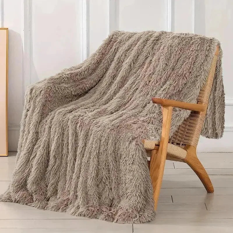 Dekorative Wendedecke aus extra weichem Kunstfell – 120x200 cm für luxuriösen Komfort und Stil