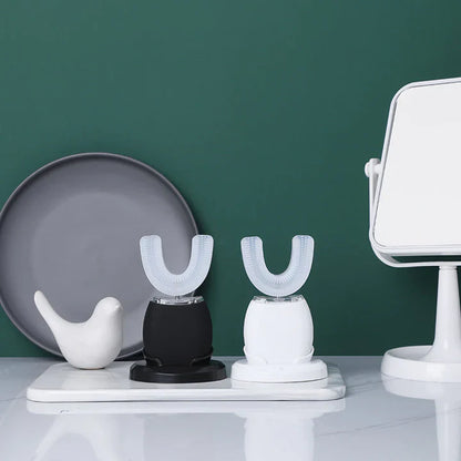 Ultraschall-Zahnbürste mit 360°-Reinigung