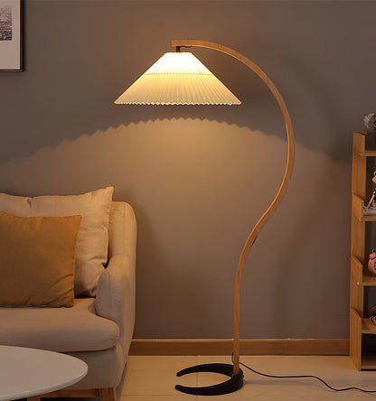 Garduru Stehleuchte im Caprani Design | LED Beleuchtung | Modernes Holz-Look | Elegante Wohnraum-Deko