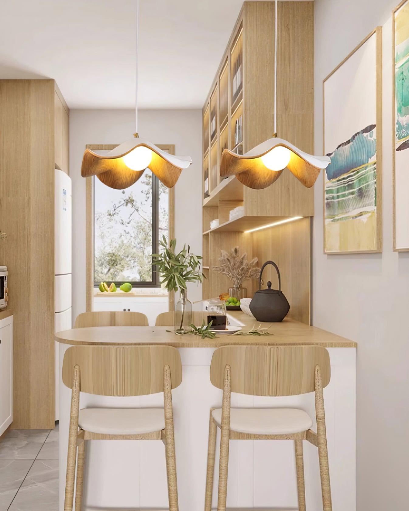 Aufhängung Casia Unique – Design Lotus mit Metall- und Harzoberfläche