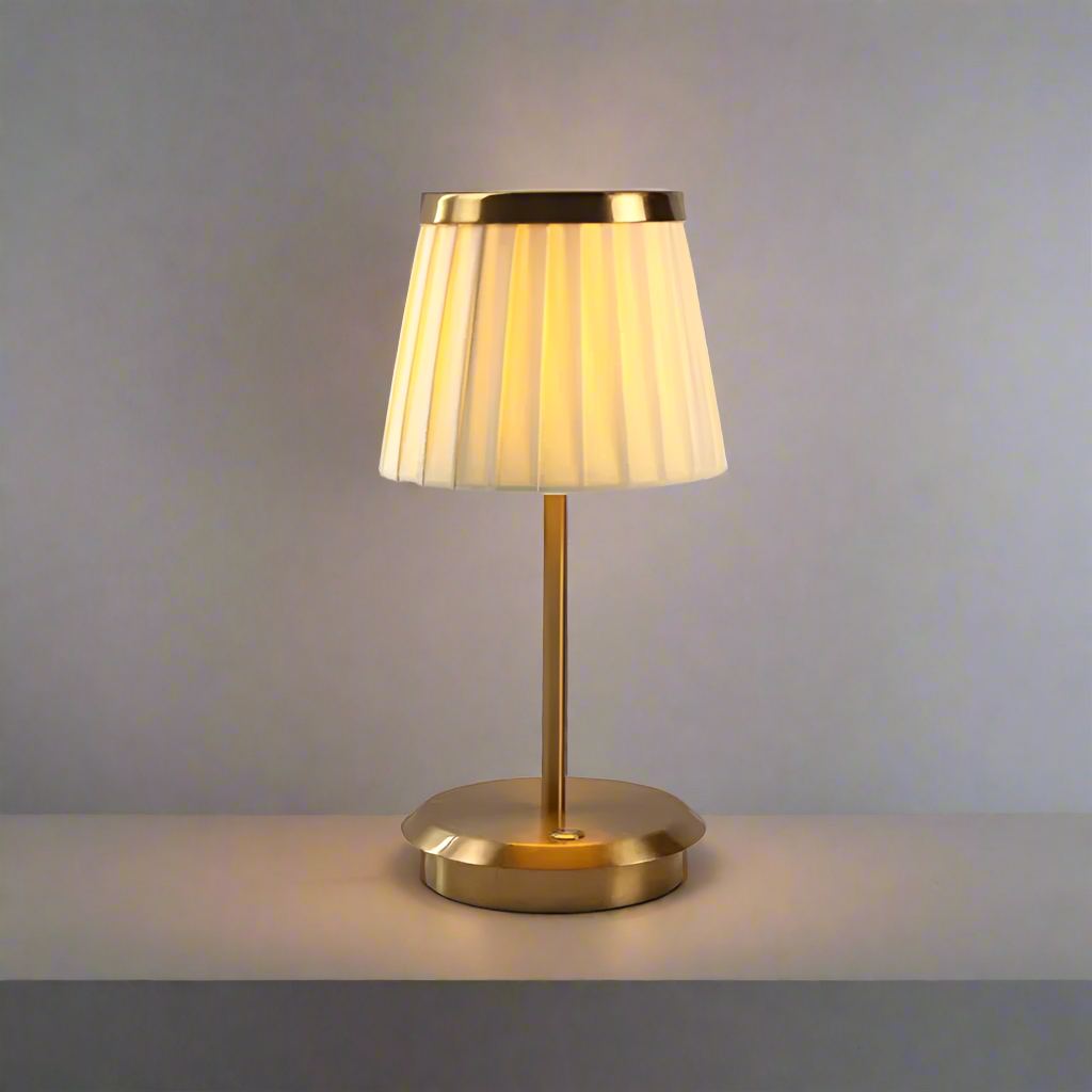 Garduru Klassische Eleganz Tischlampe | Stilvolles Design | Perfekte Beleuchtung für Zuhause