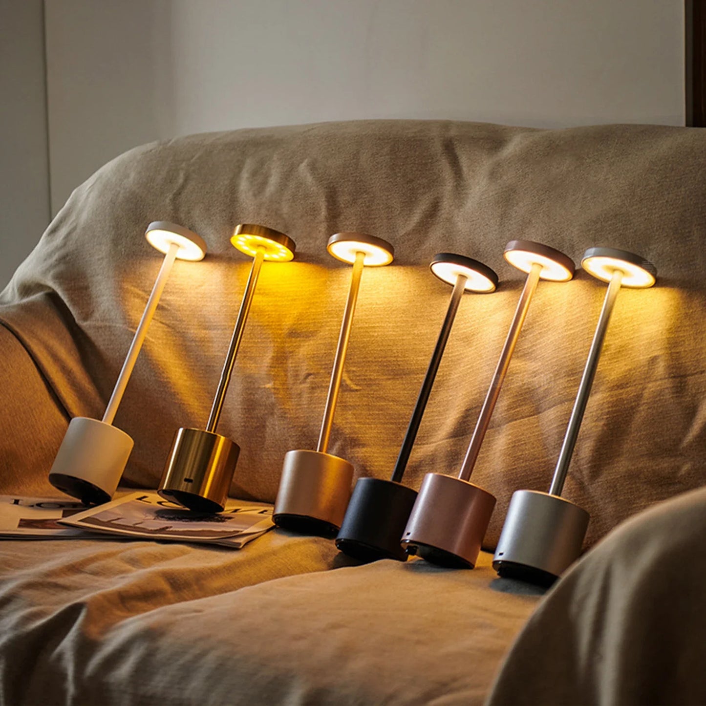 Klassische kabellose Lampe - Touch-Sensor-LED-Schreibtischlampe mit 3 einstellbaren Farbtemperaturen