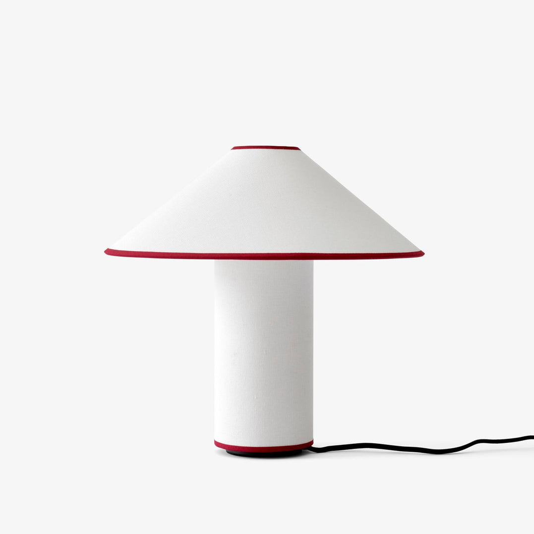 Tischlampe Colette - Elegantes Design mit sanftem Licht für Ihr Interieur