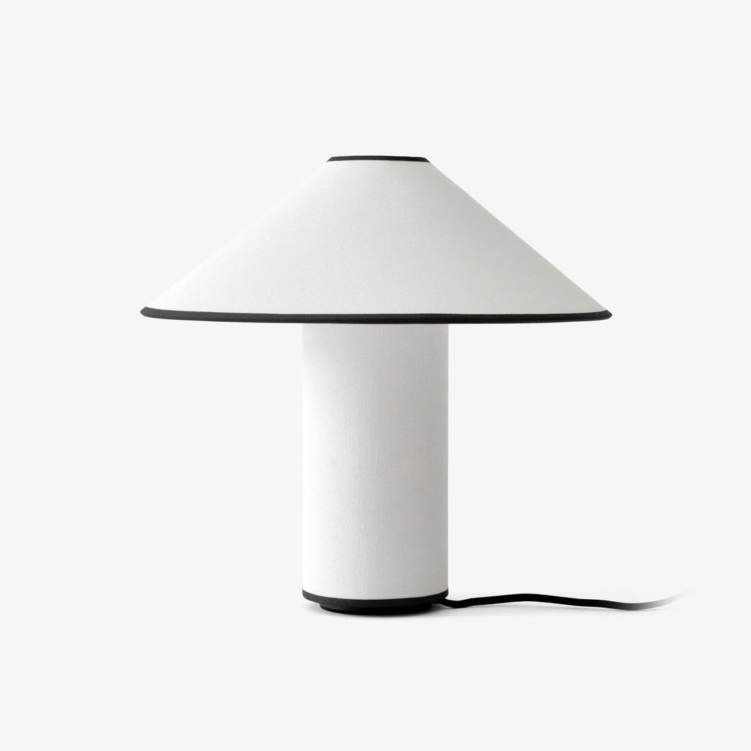 Tischlampe Colette - Elegantes Design mit sanftem Licht für Ihr Interieur