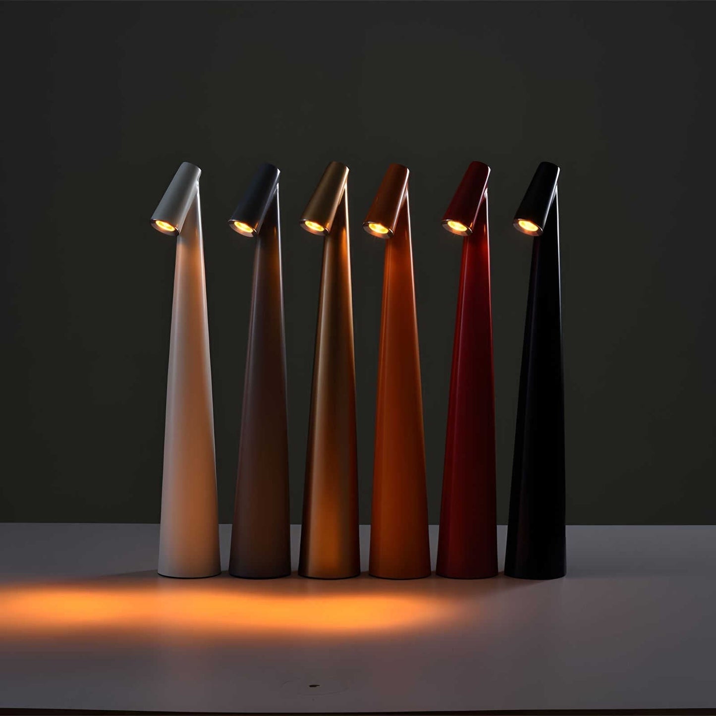 LumiSlim – Stilvolle dimmbare Tischlampe mit raffinierter Eleganz
