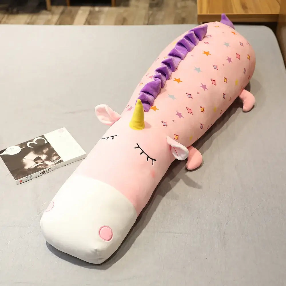 Creature Comforts: Kawaii Körperkissen