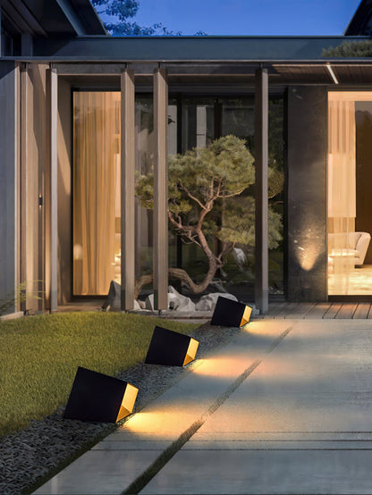 Garduru – Kompakte Solar Gartenlampe