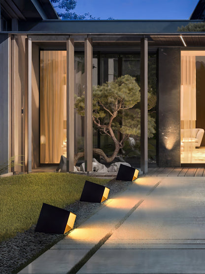 Solar Außenlampe Cube Garden - Kompakt und Widerstandsfähig LED-Beleuchtung für Ihren Garten