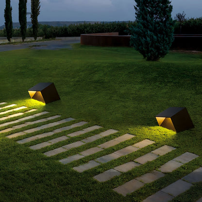 Solar Außenlampe Cube Garden - Kompakt und Widerstandsfähig LED-Beleuchtung für Ihren Garten