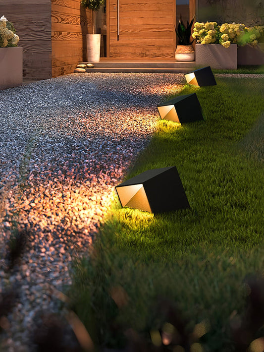 Garduru – Kompakte Solar Gartenlampe