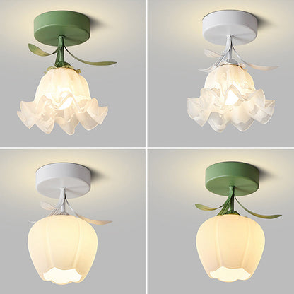 Deckenleuchte mit floralem Glas-Schirm-Design