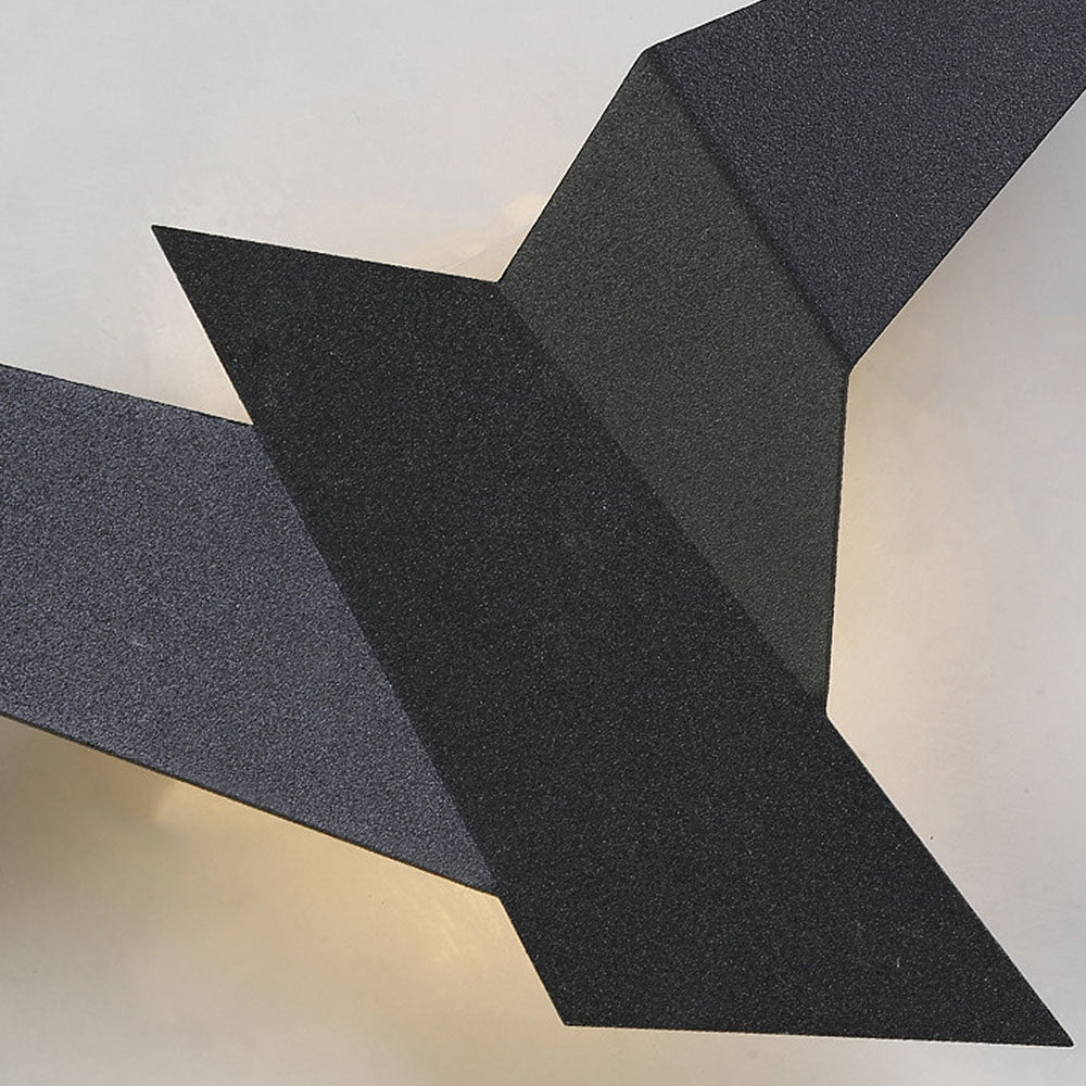 Kreative Wandapplikation Vogel-Form – Künstlerische Eisenlampe für Innendekoration