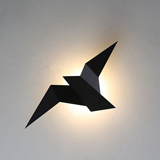 Garduru Iron Bird Wandlampe – Künstlerische LED-Wandlampe für einzigartige Innenräume