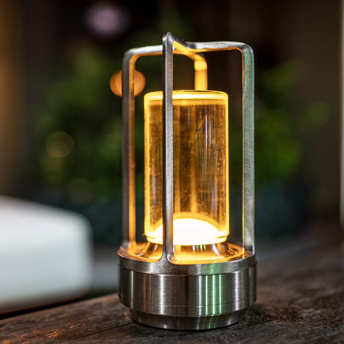 Garduru Luxuslampe – Drahtlose wiederaufladbare LED-Leuchte mit elegantem Kristall-Diffusor