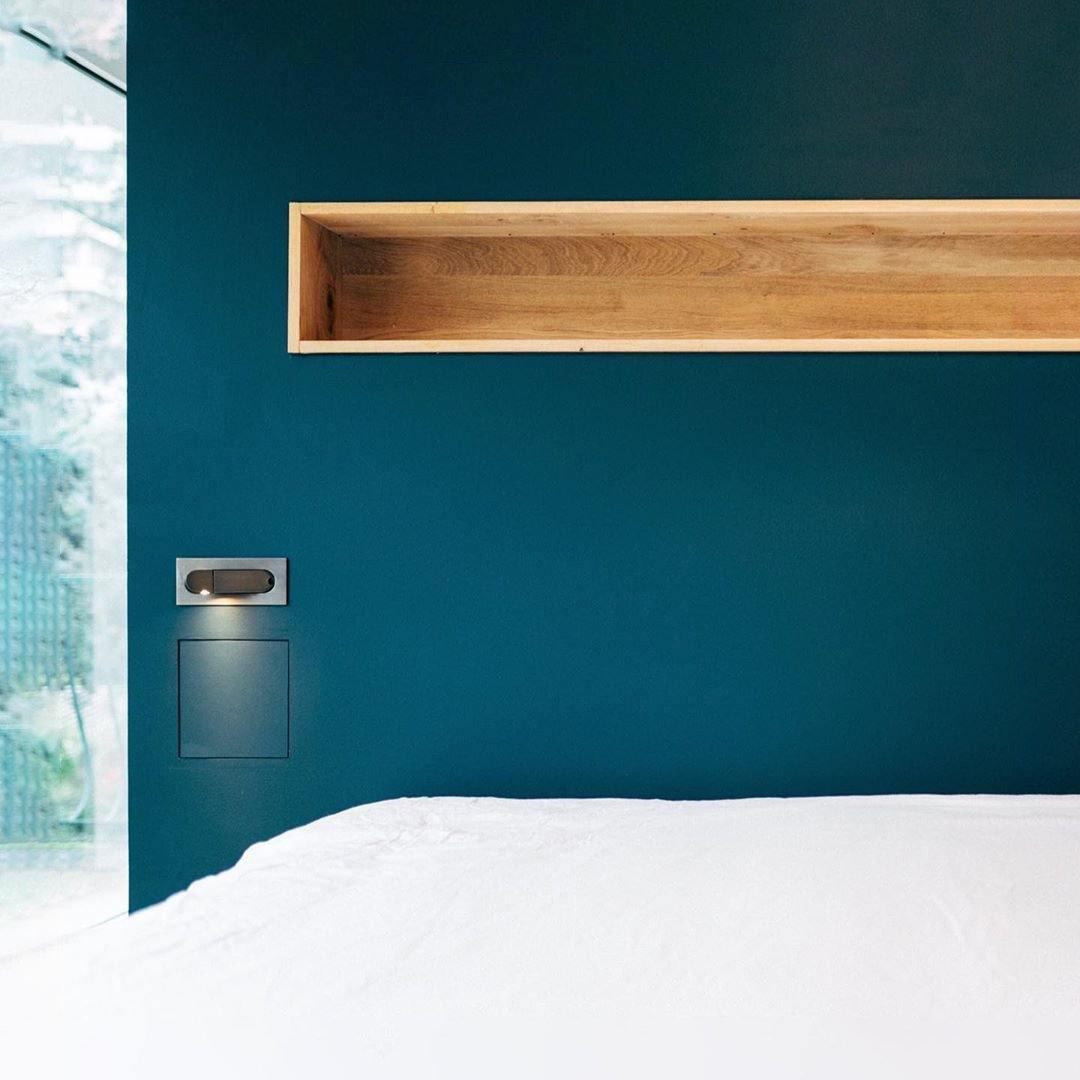Moderne LED-Leselampe – Verstellbare Nachttischlampe für das Bett mit sanftem Licht