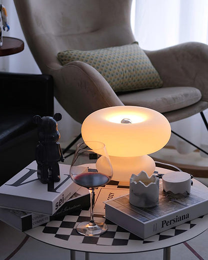 Garduru Tischlampe – Verspielt und doch Elegant LED Akzentbeleuchtung
