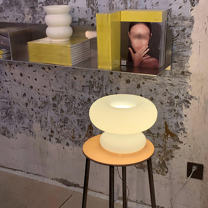 Garduru Tischlampe – Verspielt und doch Elegant LED Akzentbeleuchtung
