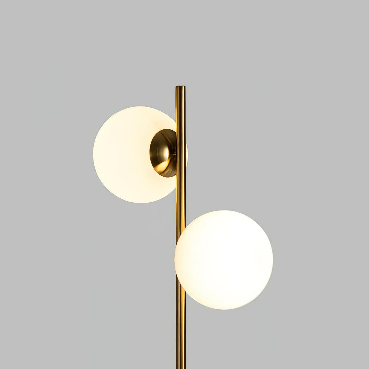LED Baumlampe Doppler – Moderne Eleganz mit Glas-Kugeln