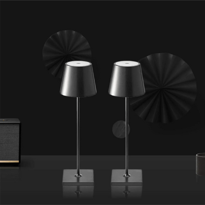 LumiFlex – Luxuriöse kabellose Tischlampe mit einstellbarer Beleuchtung