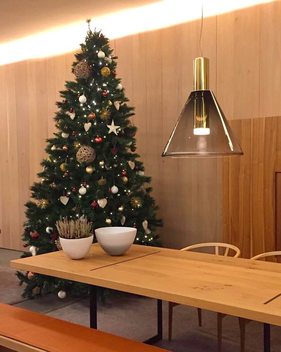 Hängelampe Kollektion Isabel - Eleganz und Sanftes Licht für Ihr Schlafzimmer