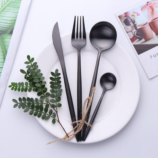 Set aus mattschwarzen Onyx-Besteck (24 Teile) - LustreNoir