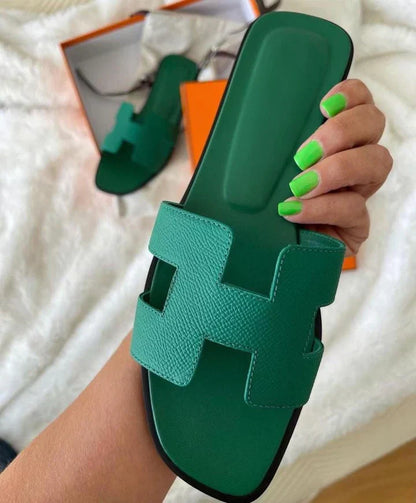 StrapMaven | Moderne Leder-Sandalen mit H-Design