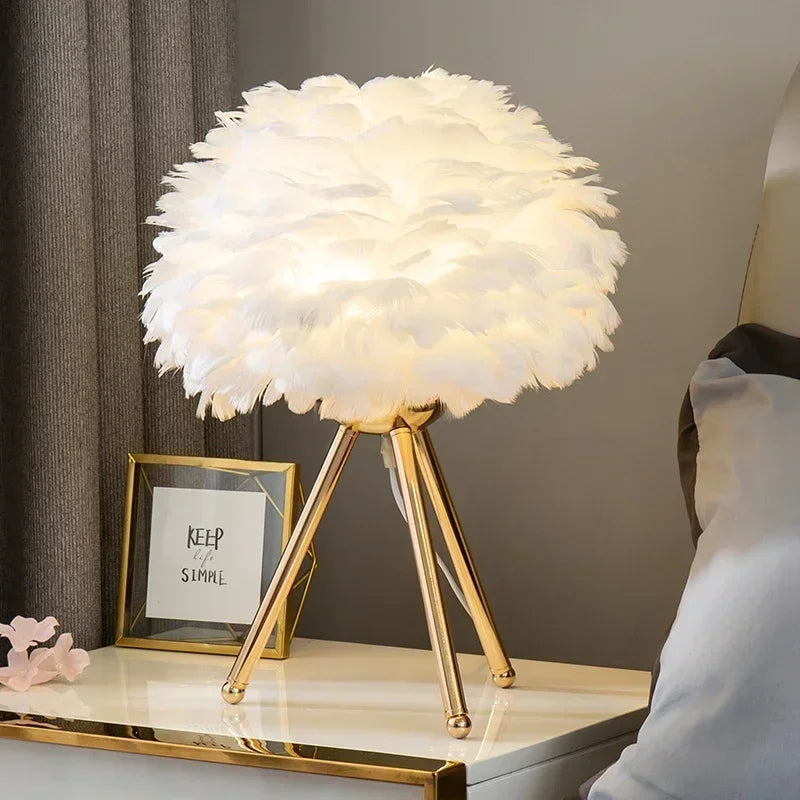 Lampe - FeatherLite - Gänsedaunen - Natürlich und elegant