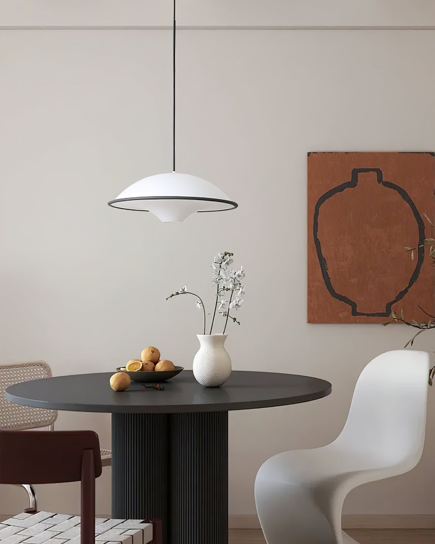 Moderne Fontana Suspension - Minimalistische LED-Lampe Inspiriert von UFOs