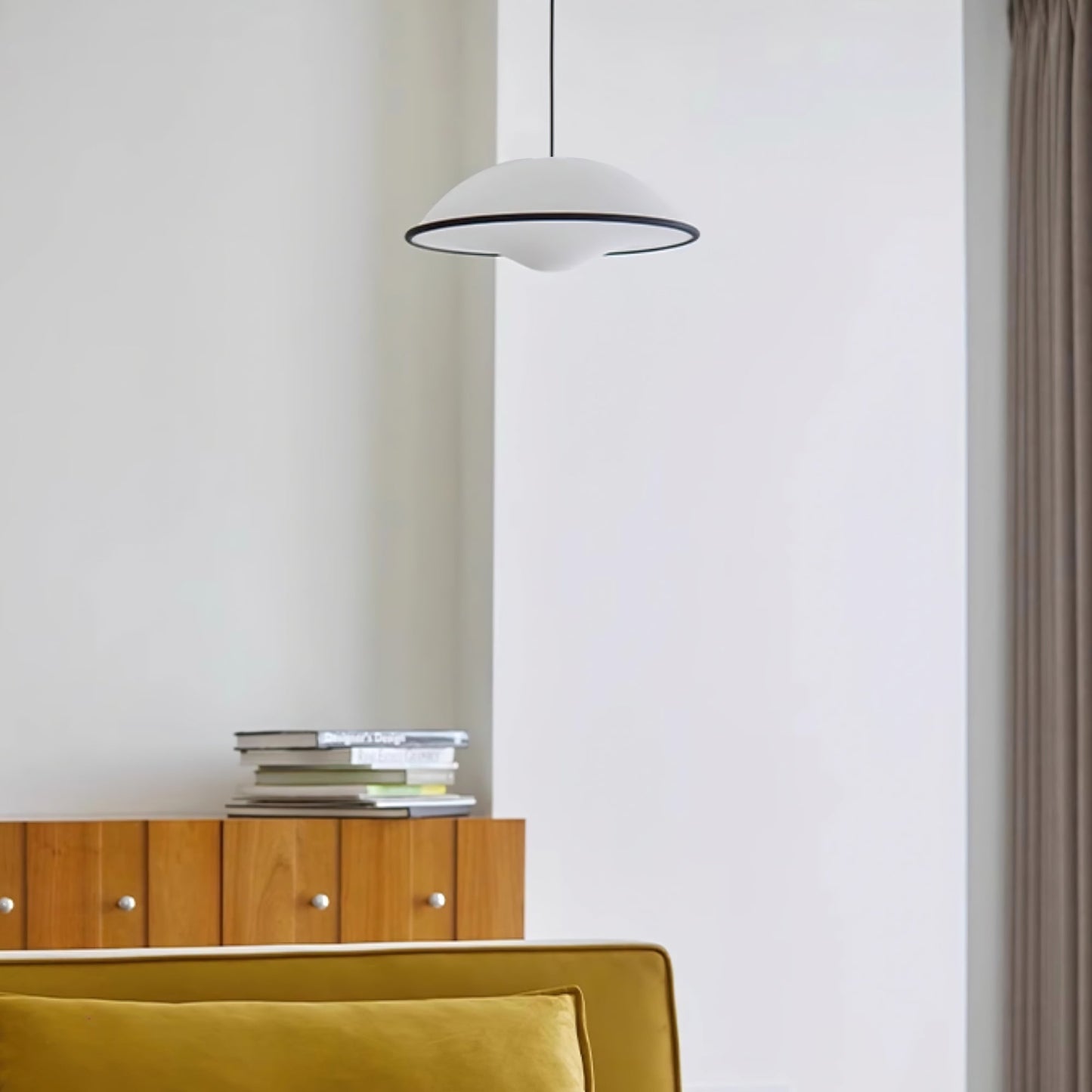 Moderne Fontana Suspension - Minimalistische LED-Lampe Inspiriert von UFOs