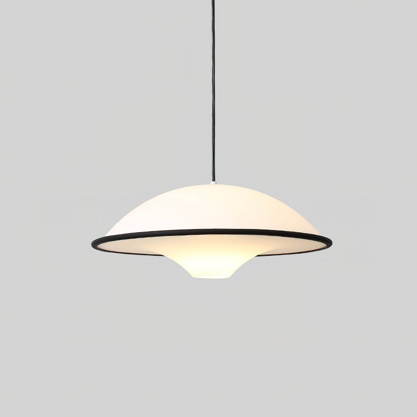 Moderne Fontana Suspension - Minimalistische LED-Lampe Inspiriert von UFOs