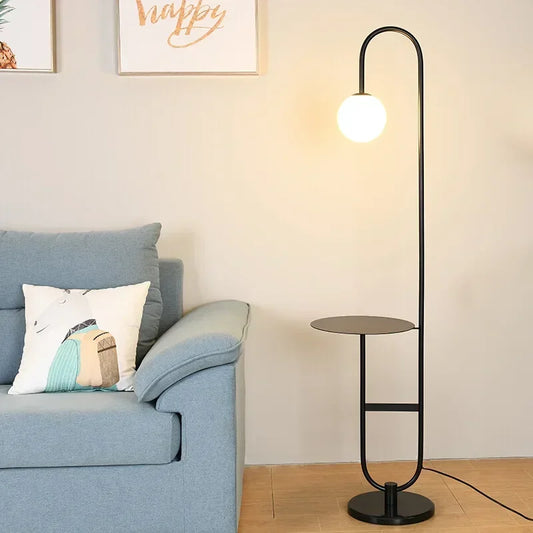 Funky Stehlampe mit Tisch | Modernes Design Licht