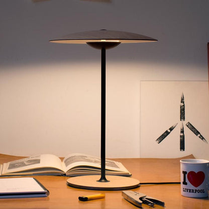 Tischlampe Marset Ginger - Elegantes Design aus Metall mit integrierter LED