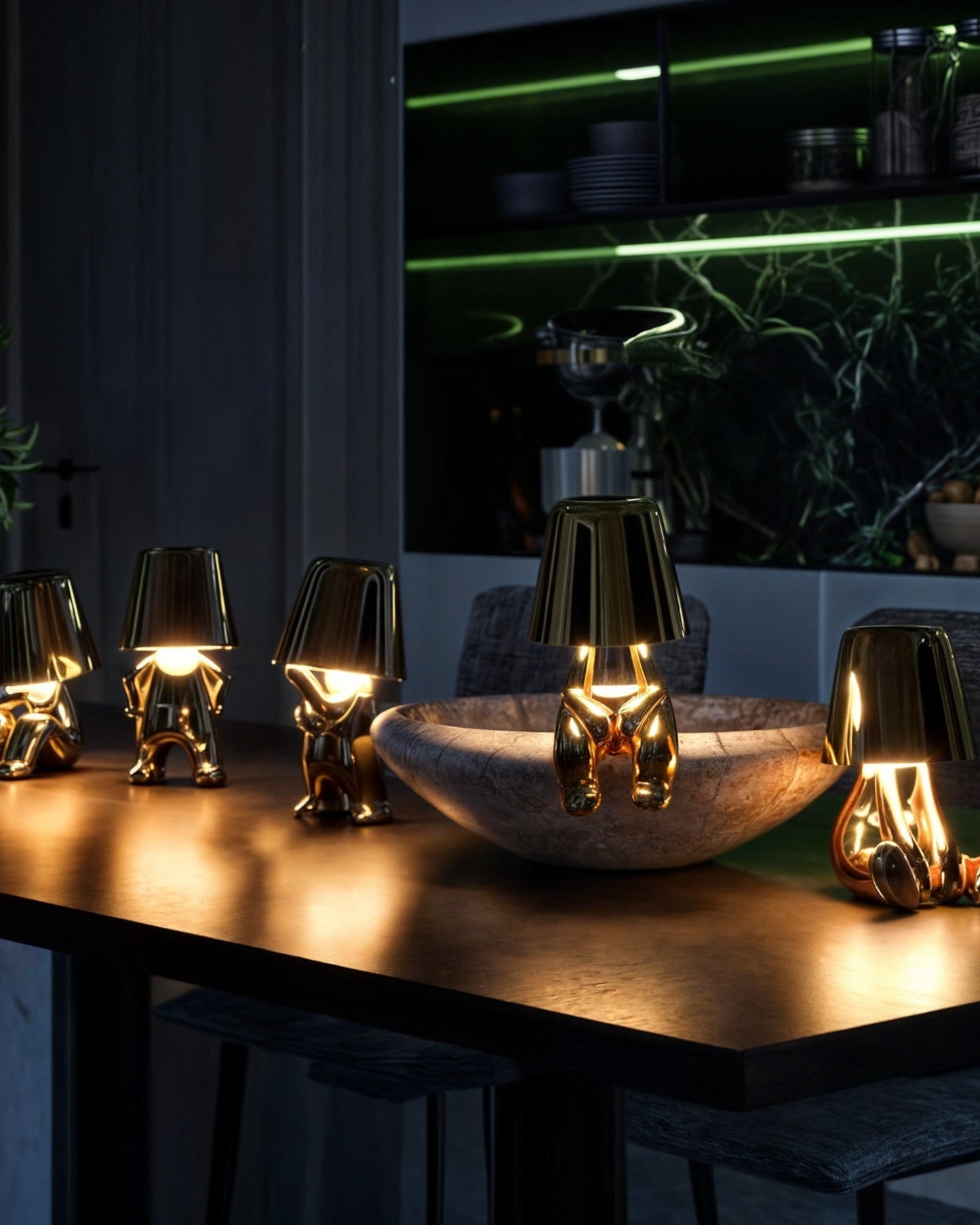 GleamTouch – Goldfarbene USB-wiederaufladbare Tischlampe, dimmbar und kompakt