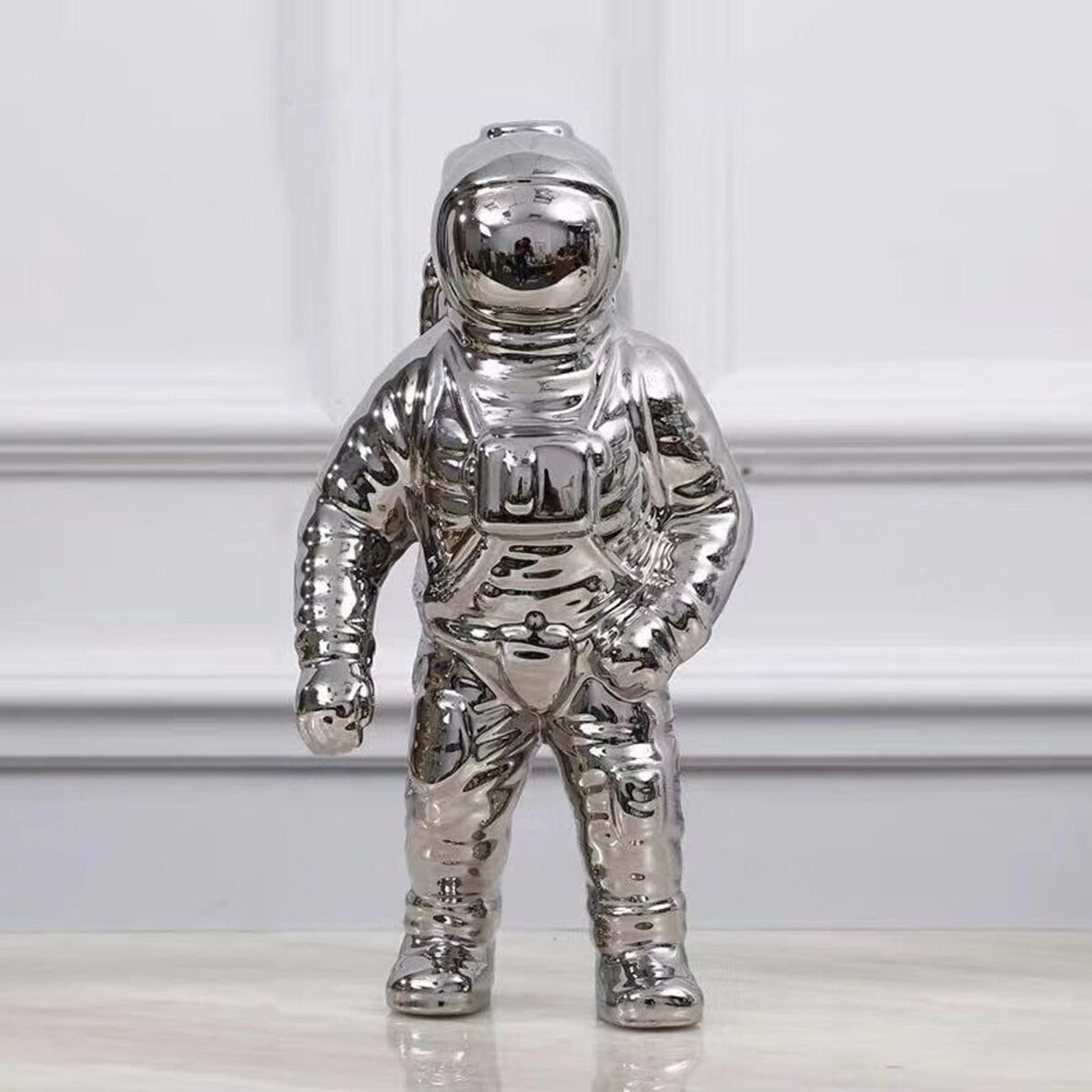 Garduru Gold Space Man Keramik Vase | Astronaut Skulptur | Kreative Deko für Zuhause & Garten