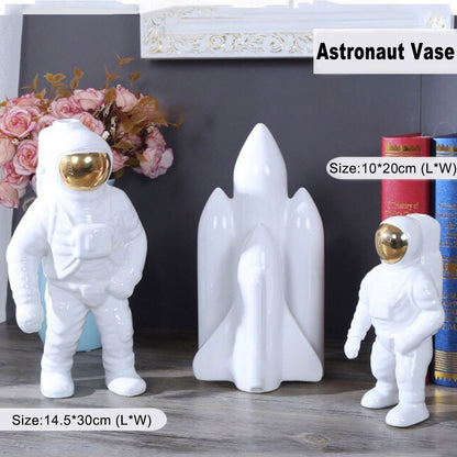 Garduru Gold Space Man Keramik Vase | Astronaut Skulptur | Kreative Deko für Zuhause & Garten