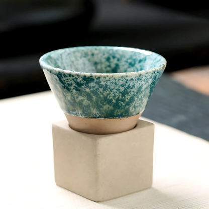 Rayvia Japanische Keramik Kaffeetassen-Set aus 2 Farben