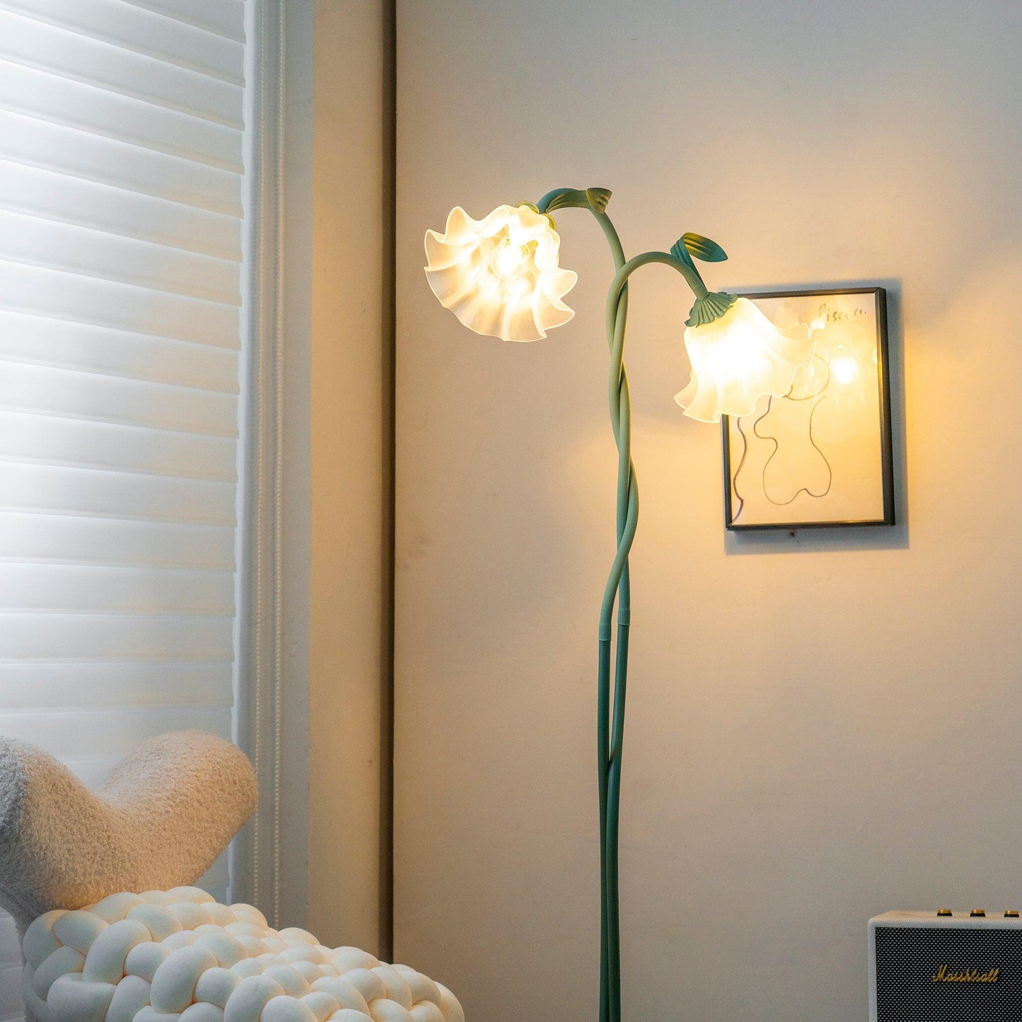 Stehlampe Calla Flowers – Elegante Beleuchtung mit weißen Blumen und raffiniertem Design