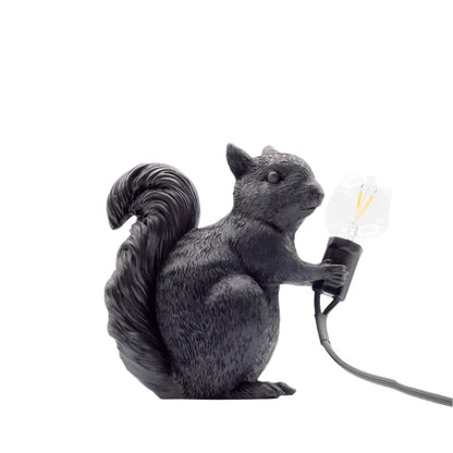 Tischlampe Eichhörnchen Harz LED Tierlicht