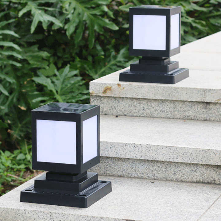 Solar LED Gartenlaterne im Quadrat-Design – Dekorative Außenbeleuchtung für Wege und Terrasse