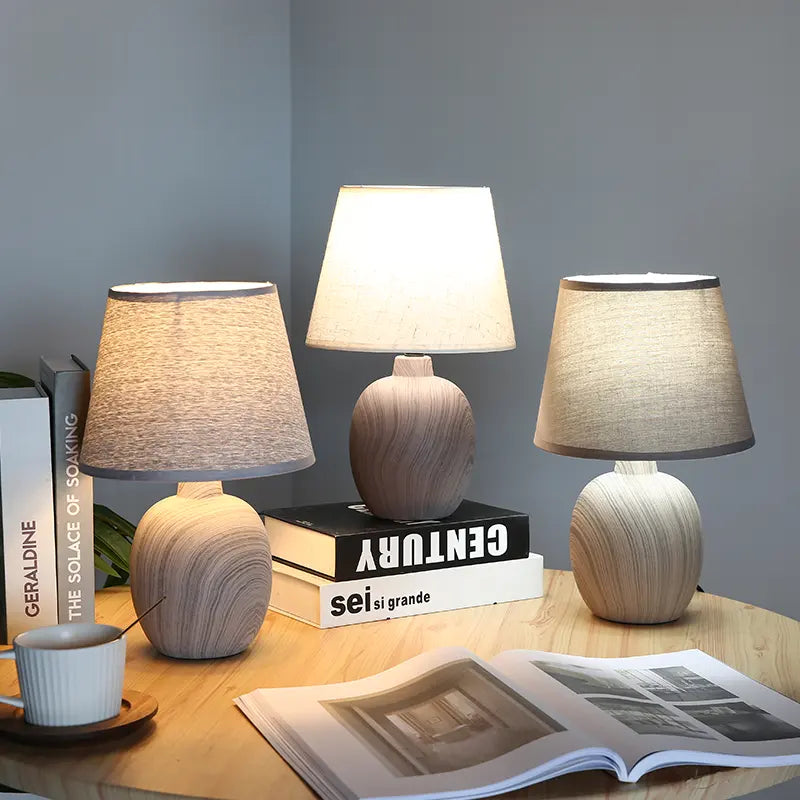 Finn – Moderne Tischlampe mit Stil und Funktionalität