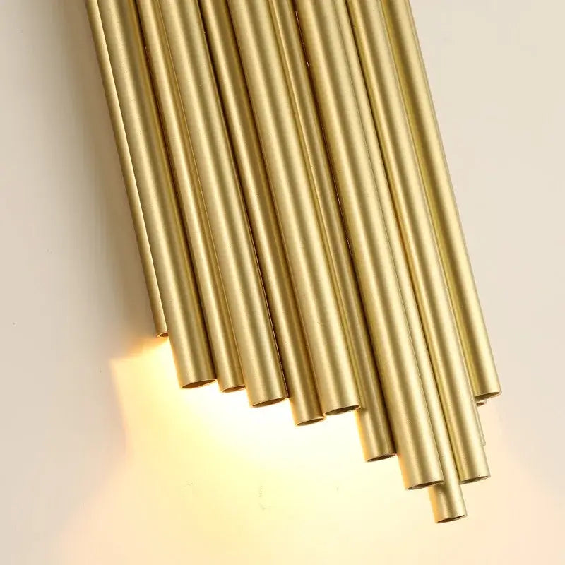 Goldene Art Deco Wandlampe