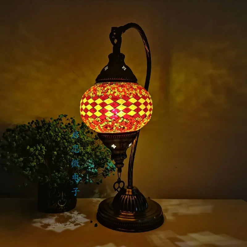 Garduru - Türkische Mosaik-Tischlampe