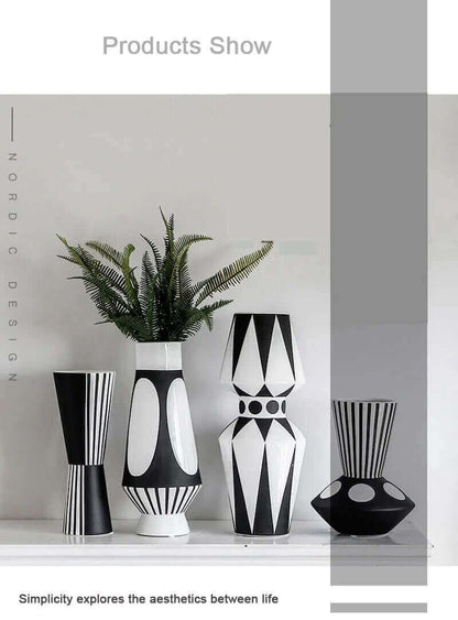 Nordic Design Schwarze und Weiße Gestreifte Vase