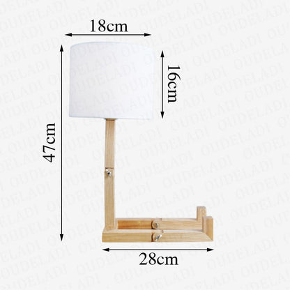 Tischlampe aus Holz in Roboterform