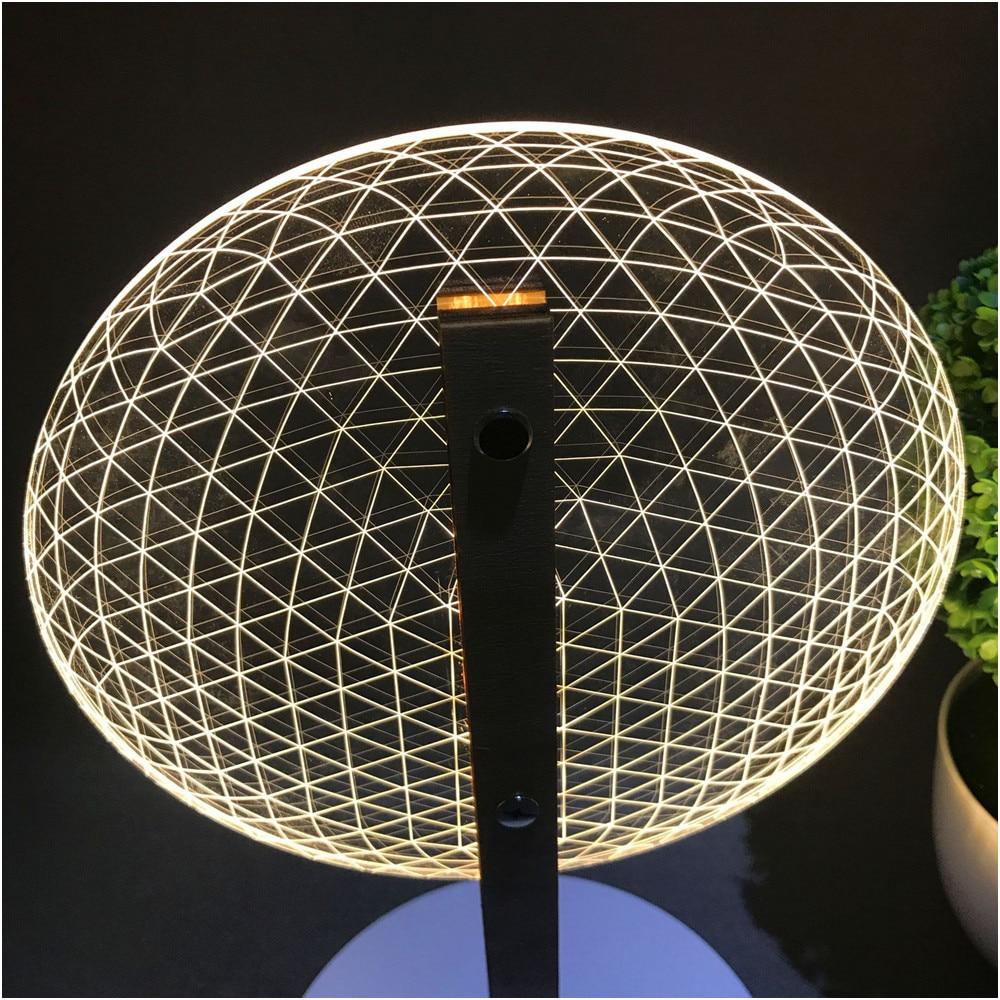 AvantaGlow – 3D Tischlampe mit Holzakzenten und innovativem Lichtdesign