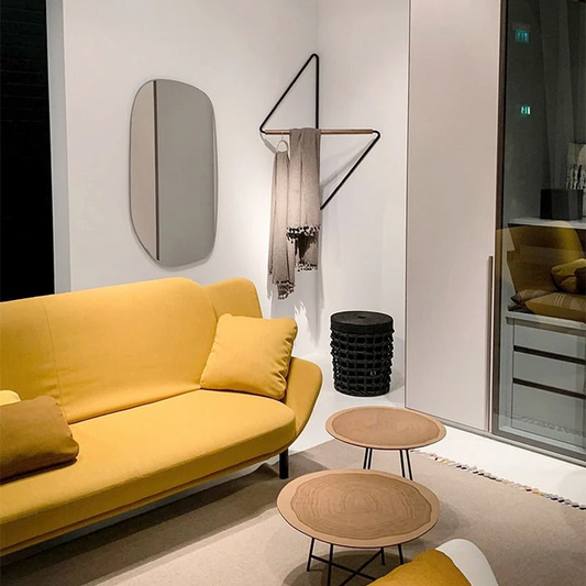 Hammond Ecke Hängeregal Wandkleiderständer für elegantes Interieur