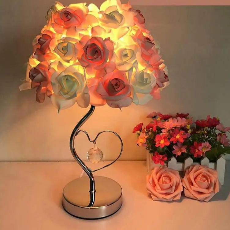 Vintage Pink Rose Schreibtischlampe - Kreative Lampe für Schlafzimmerdekoration