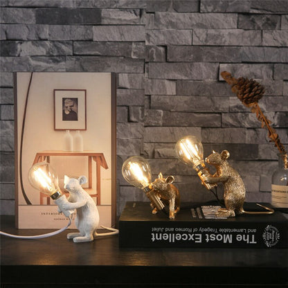 Royaleva Say Cheese Maus Tischlampe - Künstlerische Harz LED Licht Dekor